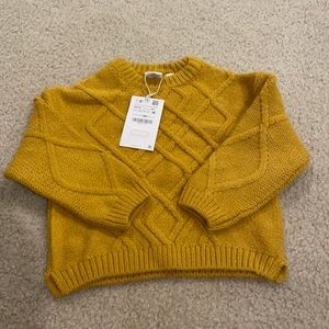 ZARA: Knit sweater
